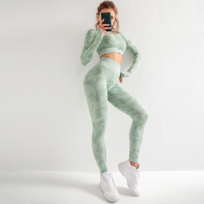 Seamless camouflage suit female