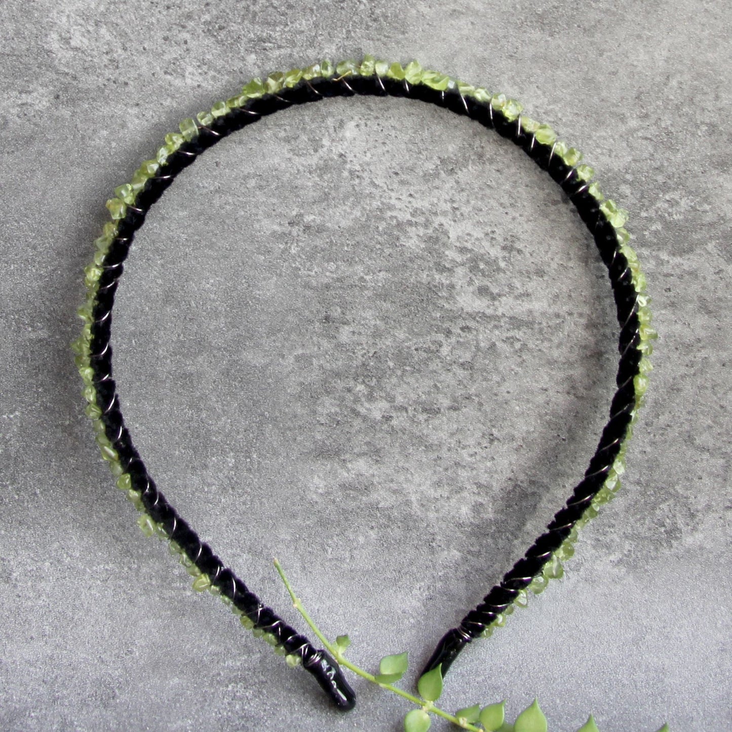 Natural Crystal Crushed Stone Hairpin Handmade Hair Comb Hoop Ornaments